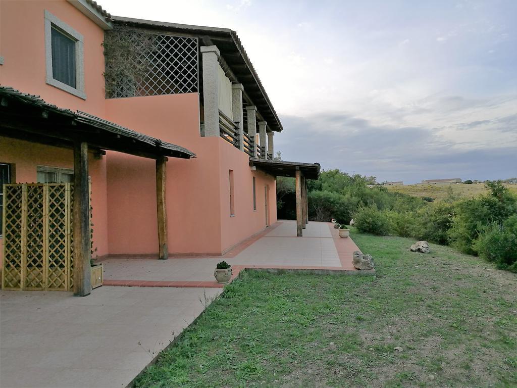 Country House Vignola Mare Aglientu Exterior photo
