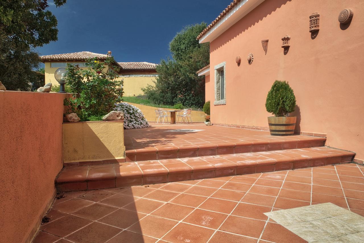 Country House Vignola Mare Aglientu Exterior photo